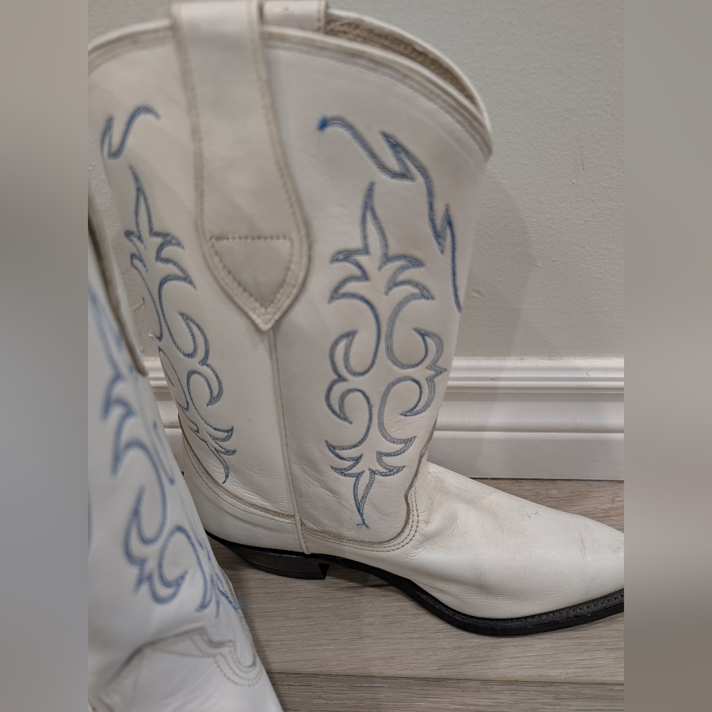 🤠 Vintage Nocona White Leather Cowboy Boots – Made in USA (Women’s 5B) - Picture 6 of 13